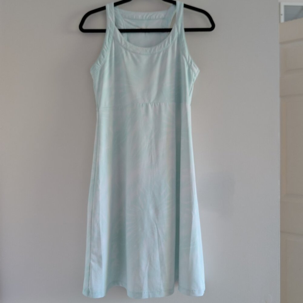 3/$30 Columbia casual athletic dress